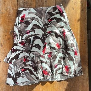 NWT Tropical Skirt Size 4 Banana Republic